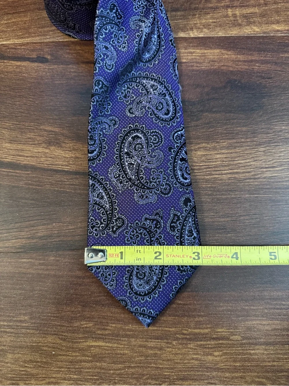 PRESWICK & MOORE Classic Purple Paisley Tie